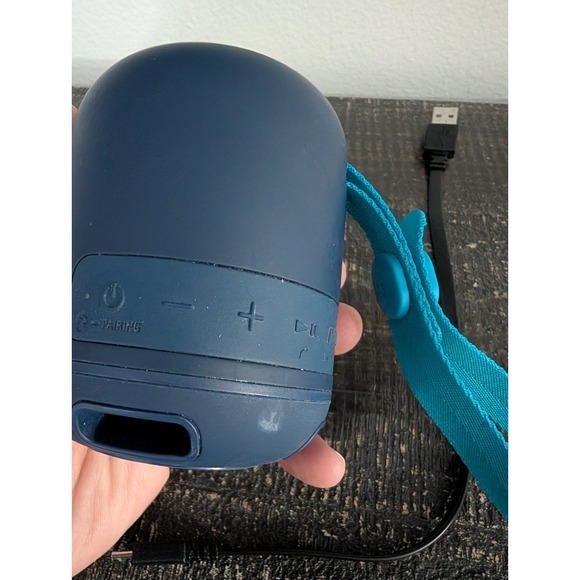 SONY Bluetooth Speaker-SRS-XB12 WaterProof, DustProof EXTRA BASS - Picture 3 of 6